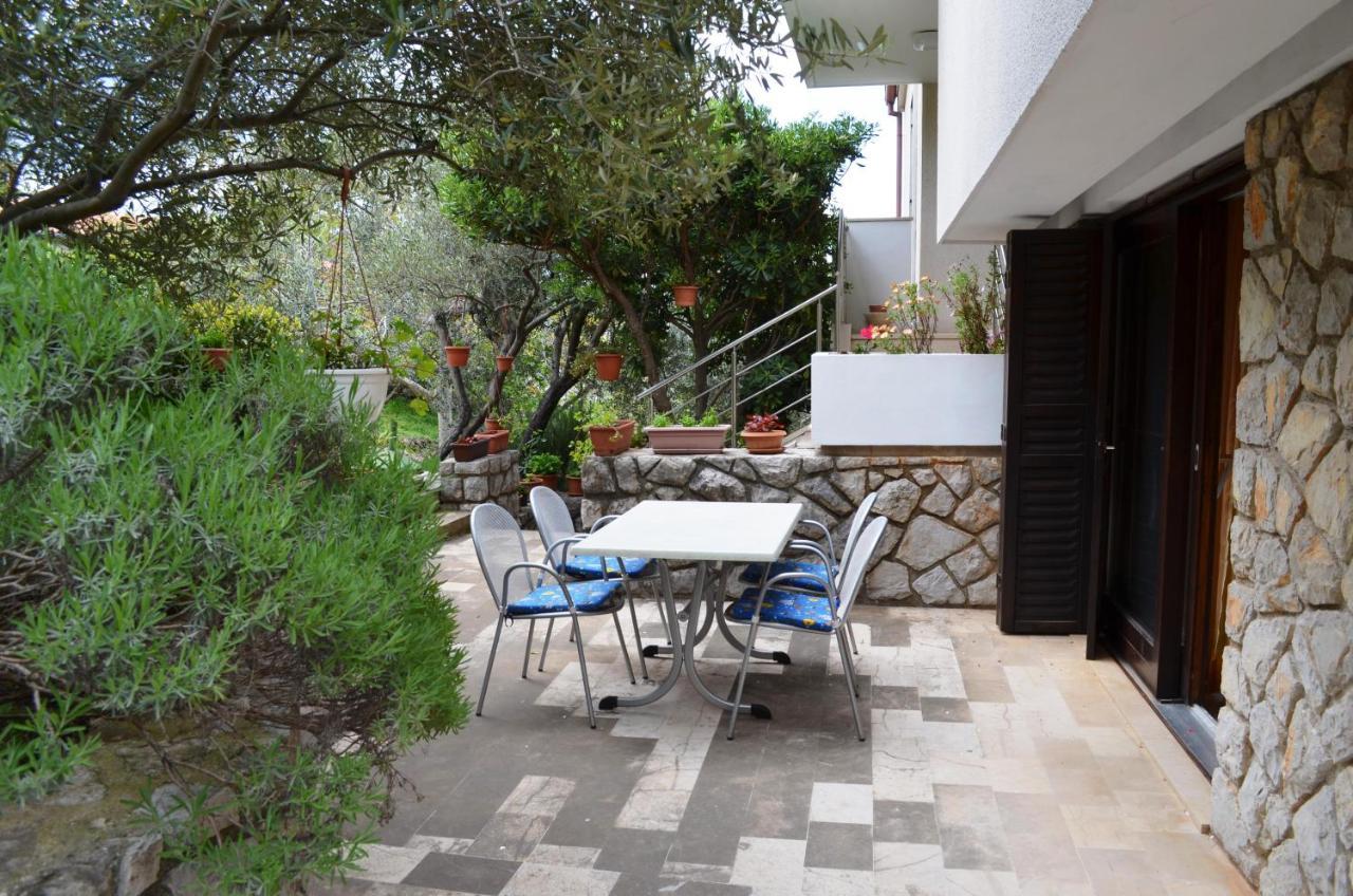 Apartments Palma & Pino Đảo Đảo Cres Ngoại thất bức ảnh