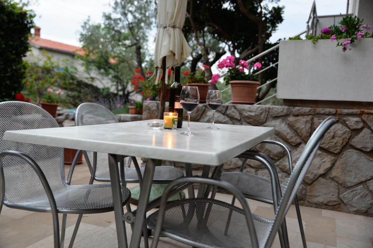 Apartments Palma & Pino Đảo Đảo Cres Ngoại thất bức ảnh